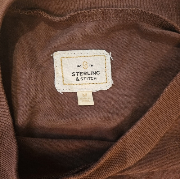 Sterling and stitch top - Picture 2 of 2